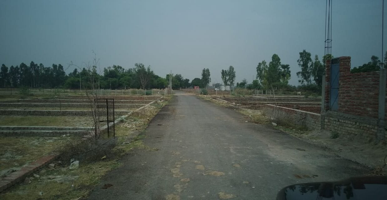 Metro Plots Lucknow Near Amausi (62)