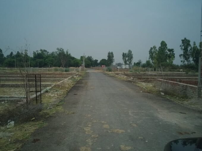 Buy Plot in Lucknow | 1600 SQFT